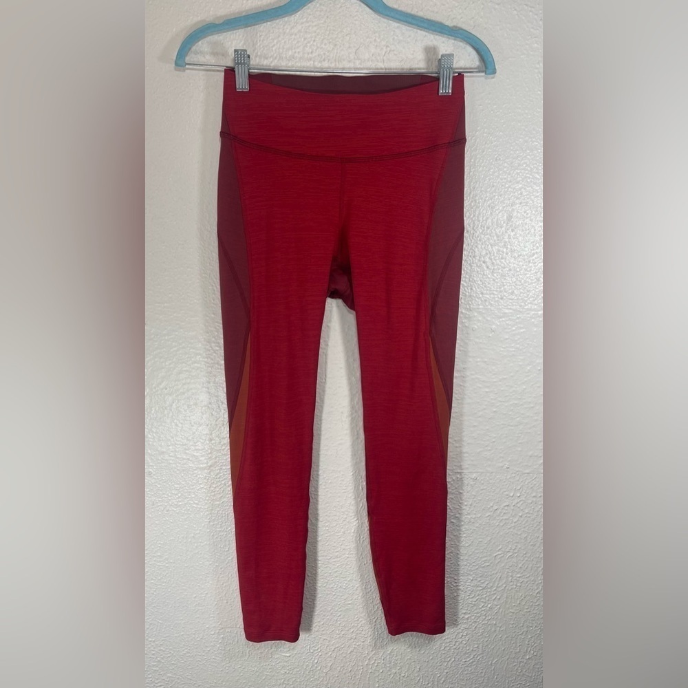 Outdoor Voices Zoom Maroon Red Orange Tri Color Block 7/8 Leggings Women’s Small